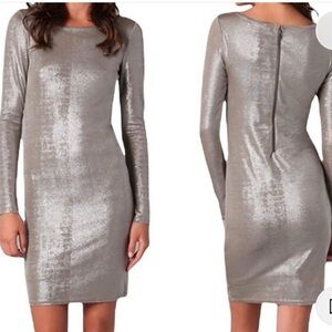 Alice + Olivia Champagne Silver Tabitha Bodycon Mini Dress Long Sleeve Shimmer S